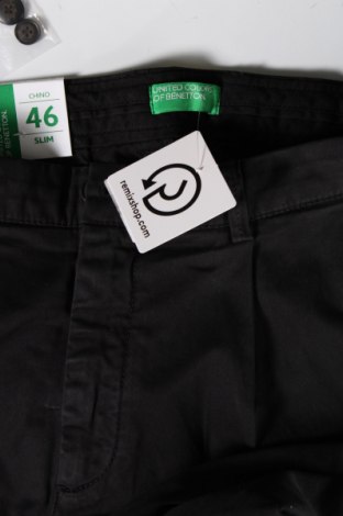 Męskie spodnie United Colors Of Benetton, Rozmiar M, Kolor Czarny, Cena 99,16 zł