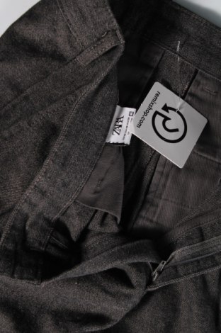 Pánske nohavice  Zara Man, Veľkosť S, Farba Sivá, Cena  2,30 €