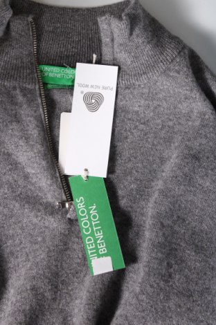 Мъжки пуловер United Colors Of Benetton, Размер M, Цвят Сив, Цена 77,00 лв.