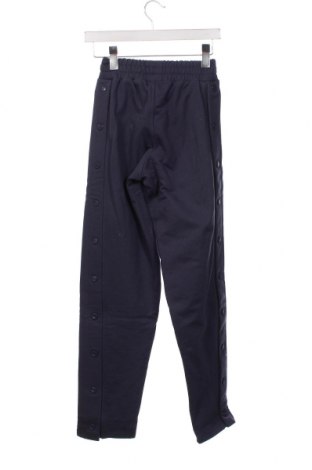 Pantaloni trening de bărbați Adidas Originals, Mărime XS, Culoare Albastru, Preț 156,02 Lei
