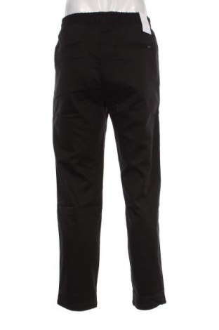Ανδρικό αθλητικό παντελόνι MAKIA, Μέγεθος M, Χρώμα Μαύρο, Τιμή 45,06 €