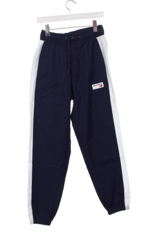 Pantaloni trening de bărbați New Balance, Mărime S, Culoare Albastru, Preț 260,03 Lei