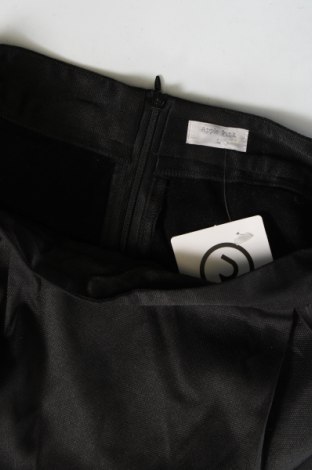 Sukňa- nohavice , Veľkosť XS, Farba Čierna, Cena  5,40 €