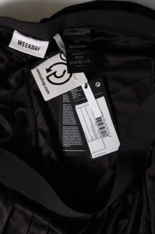 Spódnico-spodnie Weekday, Rozmiar L, Kolor Czarny, Cena 46,27 zł