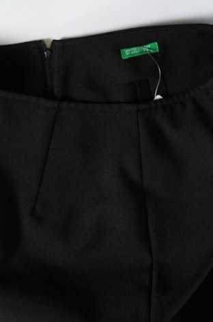 Φούστα United Colors Of Benetton, Μέγεθος S, Χρώμα Μαύρο, Τιμή 11,76 €