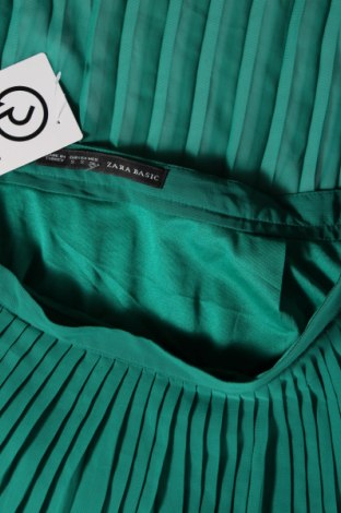 Пола Zara, Размер S, Цвят Зелен, Цена 16,23 лв.