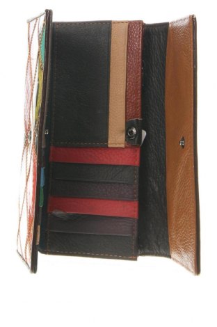 Peňaženka , Farba Viacfarebná, Cena  7,67 €