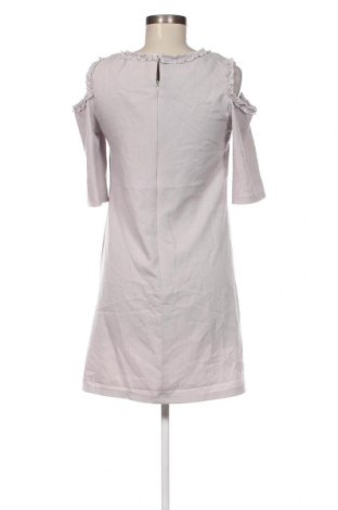 Kleid, Größe M, Farbe Grau, Preis 4,44 €