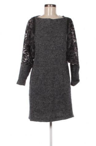 Kleid, Größe M, Farbe Grau, Preis € 10,23