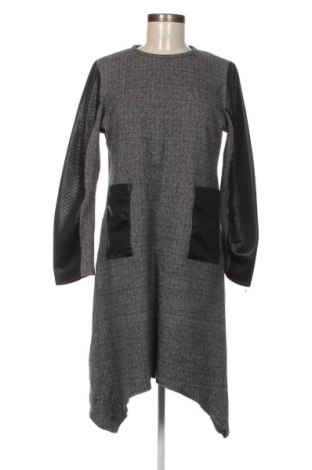 Kleid, Größe XL, Farbe Grau, Preis 5,93 €