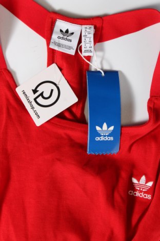 Рокля Adidas Originals, Размер L, Цвят Червен, Цена 71,28 лв.