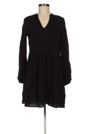 Φόρεμα Amisu, Μέγεθος S, Χρώμα Μαύρο, Τιμή 5,92 €