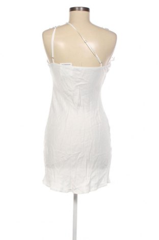 Φόρεμα Bershka, Μέγεθος S, Χρώμα Λευκό, Τιμή 4,74 €