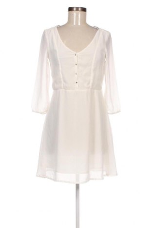 Kleid Bershka, Größe M, Farbe Weiß, Preis 8,90 €