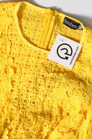 Kleid Boohoo, Größe M, Farbe Gelb, Preis 14,91 €