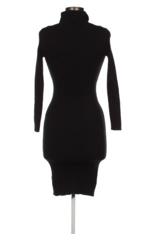 Šaty  Cherry Koko, Velikost S, Barva Černá, Cena  125,00 Kč