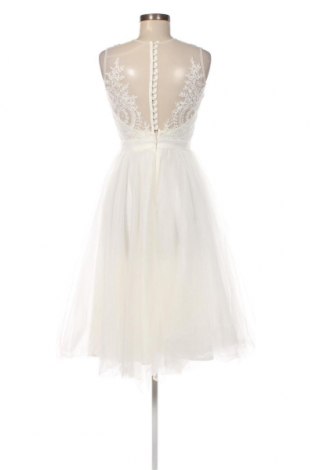 Kleid Chi Chi, Größe M, Farbe Weiß, Preis 39,38 €