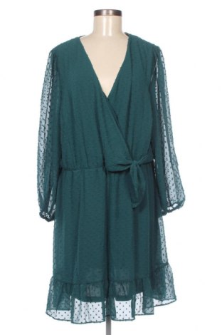 Kleid City Chic, Größe M, Farbe Grün, Preis 18,25 €