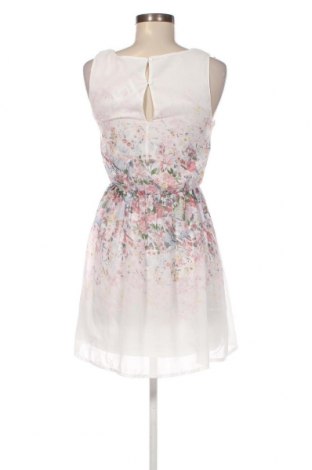 Φόρεμα Clockhouse, Μέγεθος S, Χρώμα Λευκό, Τιμή 17,94 €