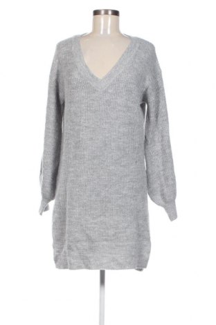 Kleid Cropp, Größe M, Farbe Grau, Preis 13,50 €