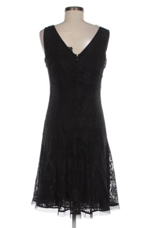 Φόρεμα Essentiel, Μέγεθος M, Χρώμα Μαύρο, Τιμή 14,73 €