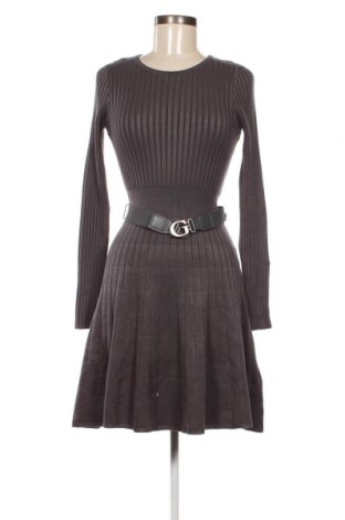 Kleid Guess, Größe M, Farbe Grün, Preis 93,27 €