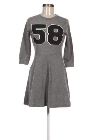 Šaty  H&M Divided, Veľkosť S, Farba Sivá, Cena  4,50 €