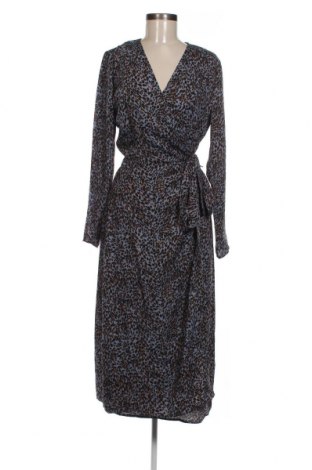 Kleid Ichi, Größe M, Farbe Mehrfarbig, Preis 31,73 €