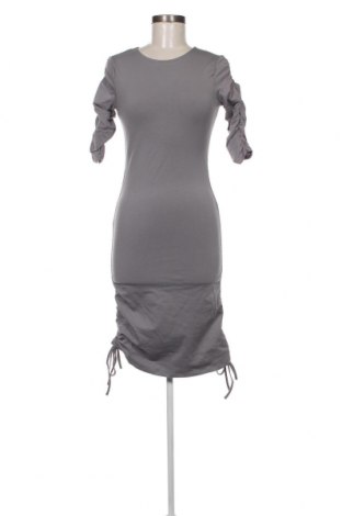 Kleid Kendall & Kylie, Größe XS, Farbe Grau, Preis 28,92 €