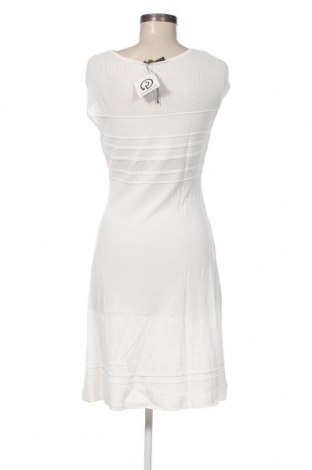 Kleid Maille de Luxe, Größe M, Farbe Weiß, Preis 55,67 €