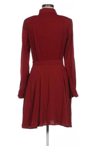 Šaty  Marciano by Guess, Velikost M, Barva Červená, Cena  4 029,00 Kč