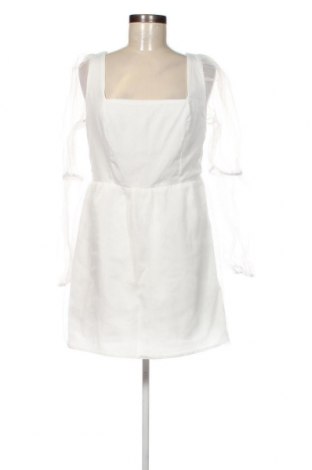 Kleid Missguided, Größe M, Farbe Weiß, Preis 12,57 €
