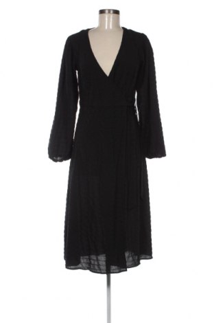 Kleid NA-KD, Größe S, Farbe Schwarz, Preis 18,04 €