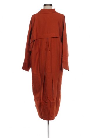 Šaty  New Laviva, Velikost M, Barva Hnědá, Cena  1 565,00 Kč