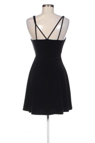 Šaty  New Look, Velikost M, Barva Černá, Cena  367,00 Kč