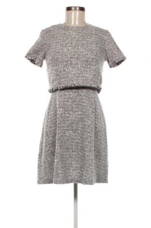 Kleid New Look, Größe S, Farbe Grau, Preis 20,18 €