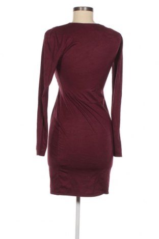 Kleid Nly Trend, Größe M, Farbe Rot, Preis 9,69 €