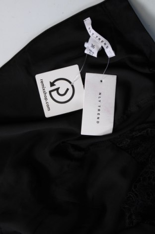 Φόρεμα Nly Trend, Μέγεθος S, Χρώμα Μαύρο, Τιμή 31,07 €