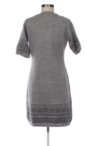 Kleid North Route, Größe M, Farbe Grau, Preis 12,11 €