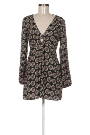 Φόρεμα Pull&Bear, Μέγεθος L, Χρώμα Πολύχρωμο, Τιμή 15,00 €