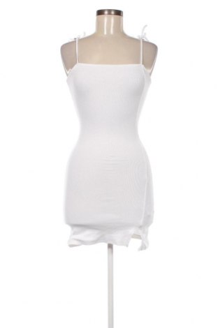Kleid Pull&Bear, Größe S, Farbe Weiß, Preis 8,45 €