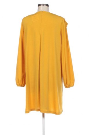 Kleid Reserved, Größe M, Farbe Gelb, Preis 8,10 €