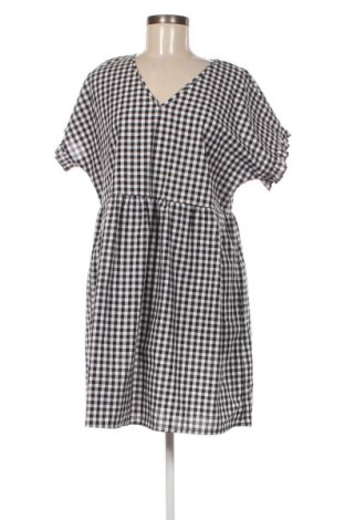 Kleid SHEIN, Größe XL, Farbe Mehrfarbig, Preis 8,55 €