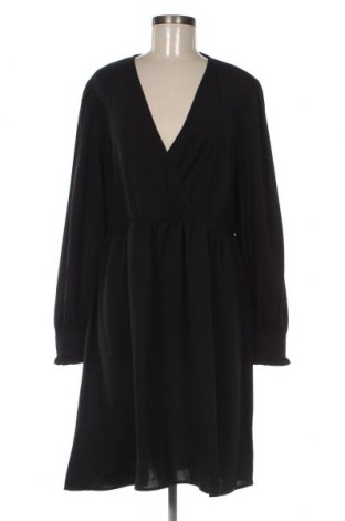 Kleid Selected Femme, Größe L, Farbe Schwarz, Preis 25,02 €