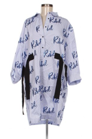 Kleid Silvian Heach, Größe XXL, Farbe Blau, Preis 57,06 €