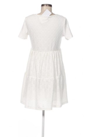 Sukienka Sinsay, Rozmiar M, Kolor Biały, Cena 70,85 zł