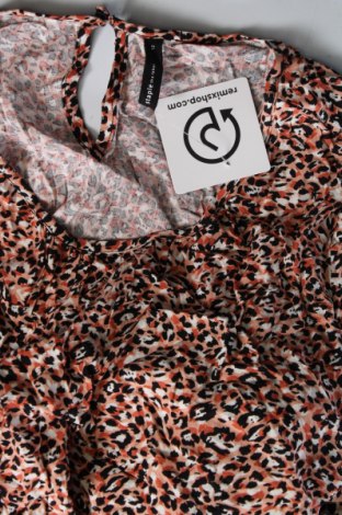 Φόρεμα Staple the label, Μέγεθος M, Χρώμα Πολύχρωμο, Τιμή 9,69 €