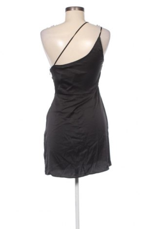 Φόρεμα Stradivarius, Μέγεθος M, Χρώμα Μαύρο, Τιμή 31,07 €