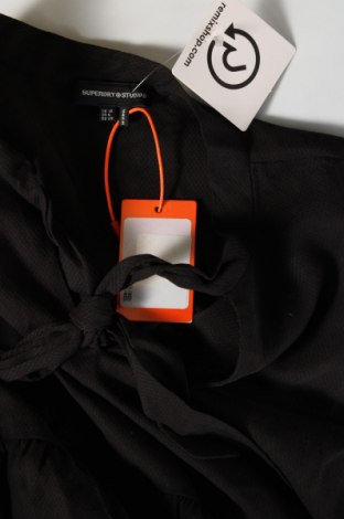 Kleid Superdry, Größe M, Farbe Schwarz, Preis 30,06 €