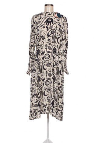 Kleid Superdry, Größe L, Farbe Mehrfarbig, Preis 54,33 €